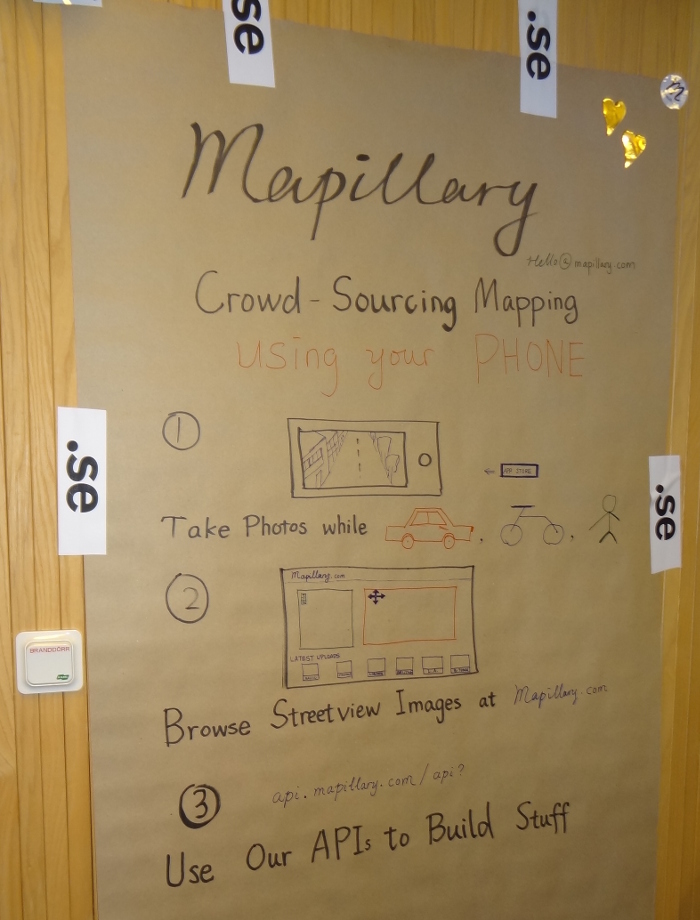 Mapillary-700px